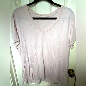 Universal Thread Women's Light Pink V-Neck Top